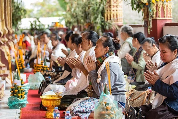Boun Pha Vet: A Festival of Merit and the Life of Prince Vessantara Boun Pha Vet: A Festival of Merit and the Life of Prince Vessantara