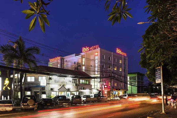 Ibis Vientiane Nam Phu Ibis Vientiane Nam Phu