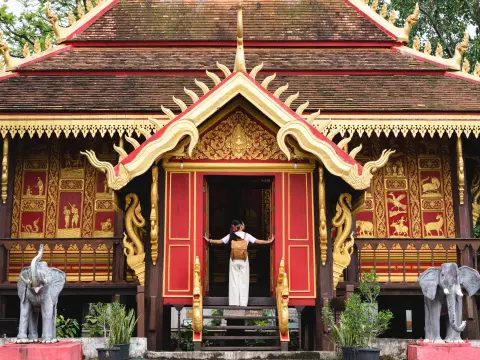 Temple Etiquette in Laos