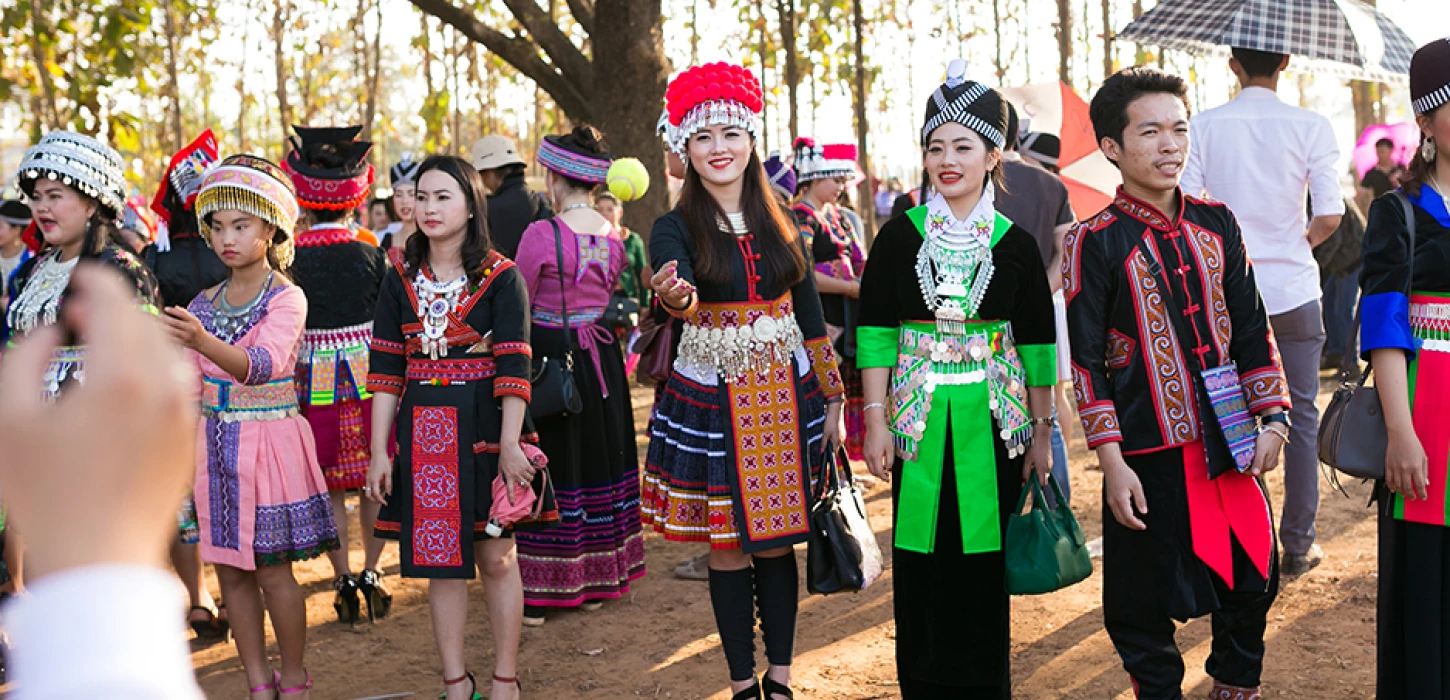 Hmong New Year – Noj Peb Caug