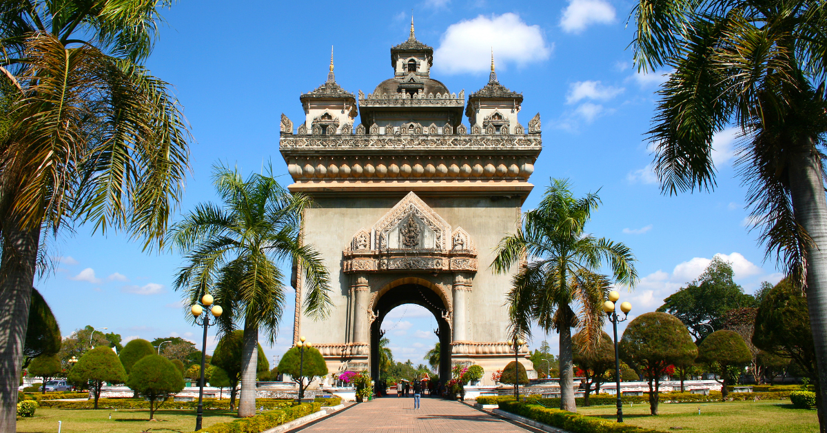 老挝将从2022年5月1日起向全球游客完全开放