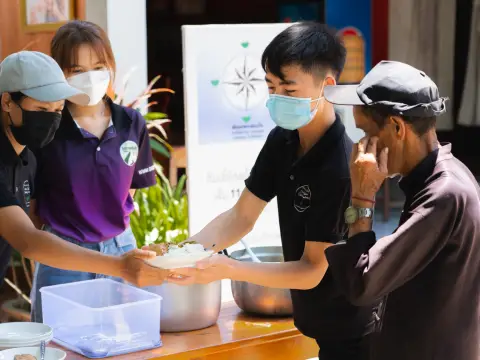 DiscoverLaos fundraises to support Solidarity Canteen and Lao Children