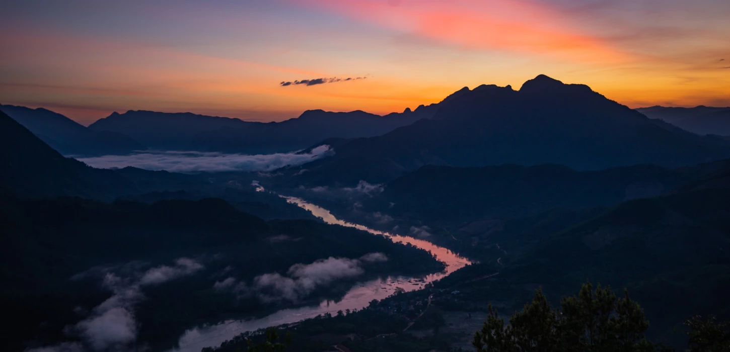 Sun rise at Nongkhiaw