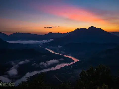 Sun rise at Nongkhiaw