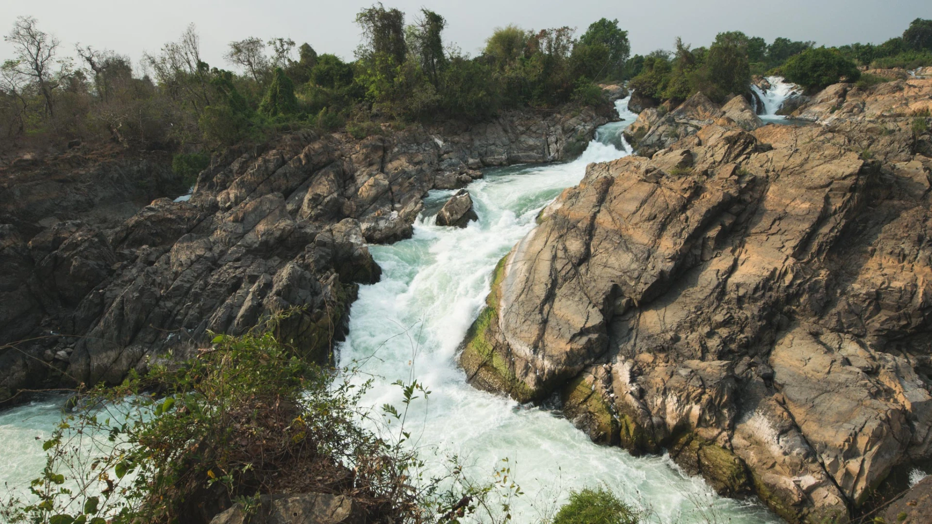 The Khon Pha Pheng Falls