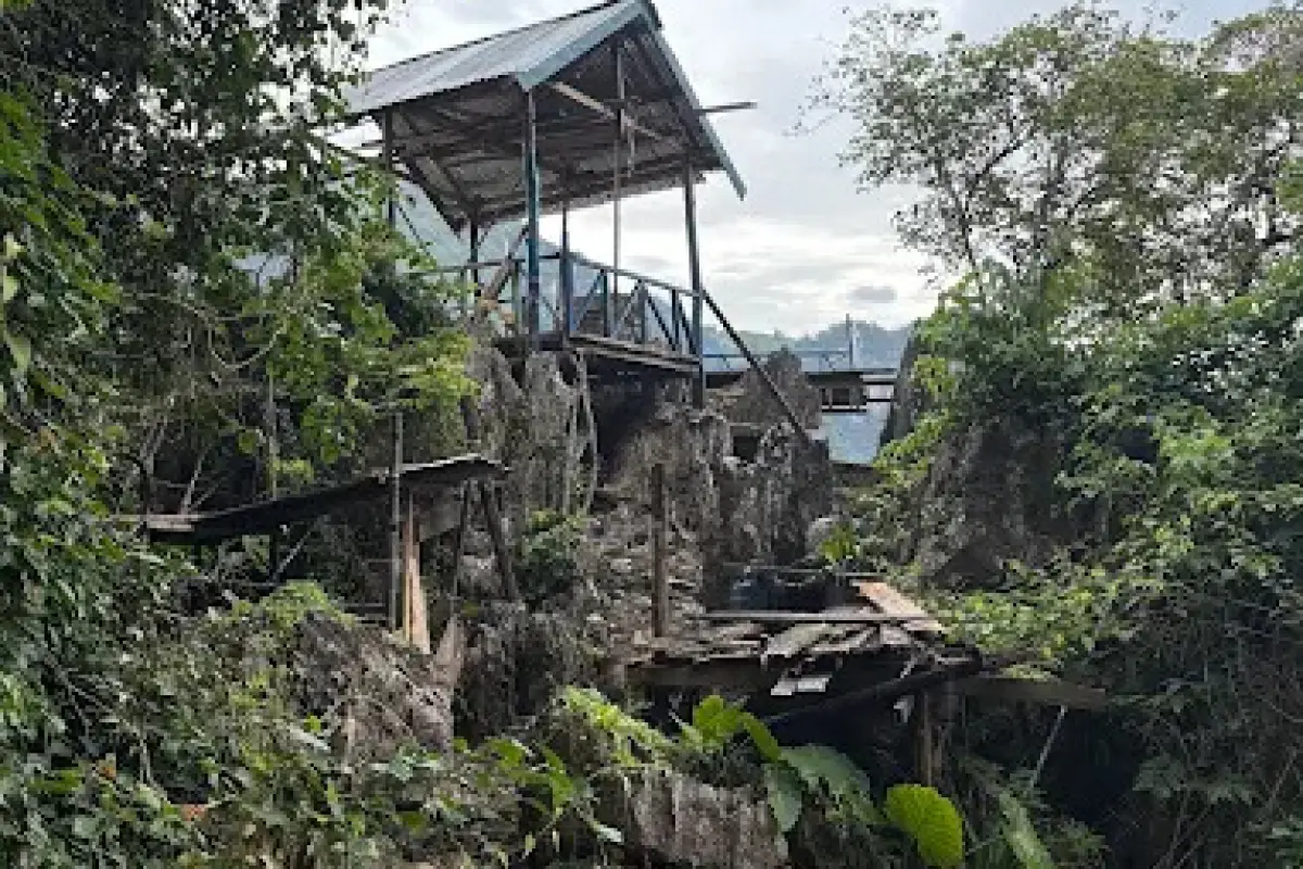 Sleeping Lady Peak View-Point