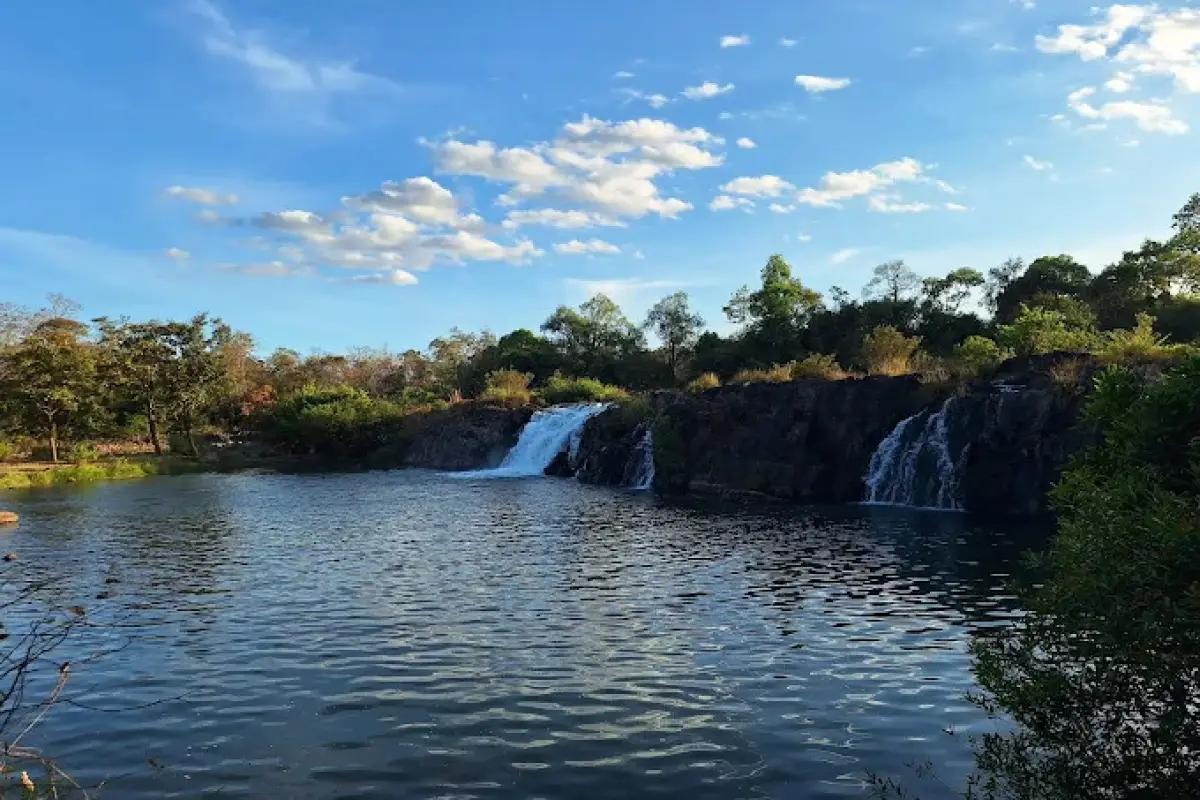 Tad Faek Waterfall