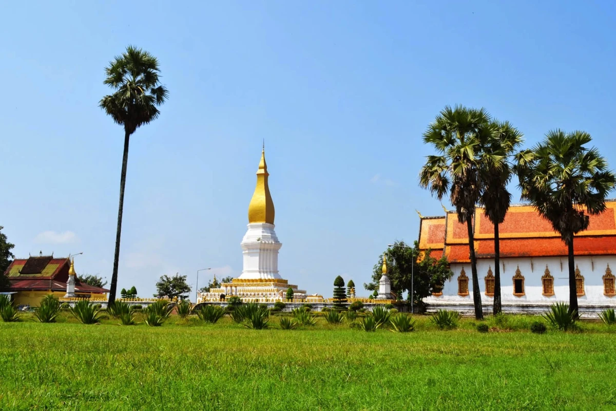 Sikhottabong Stupa