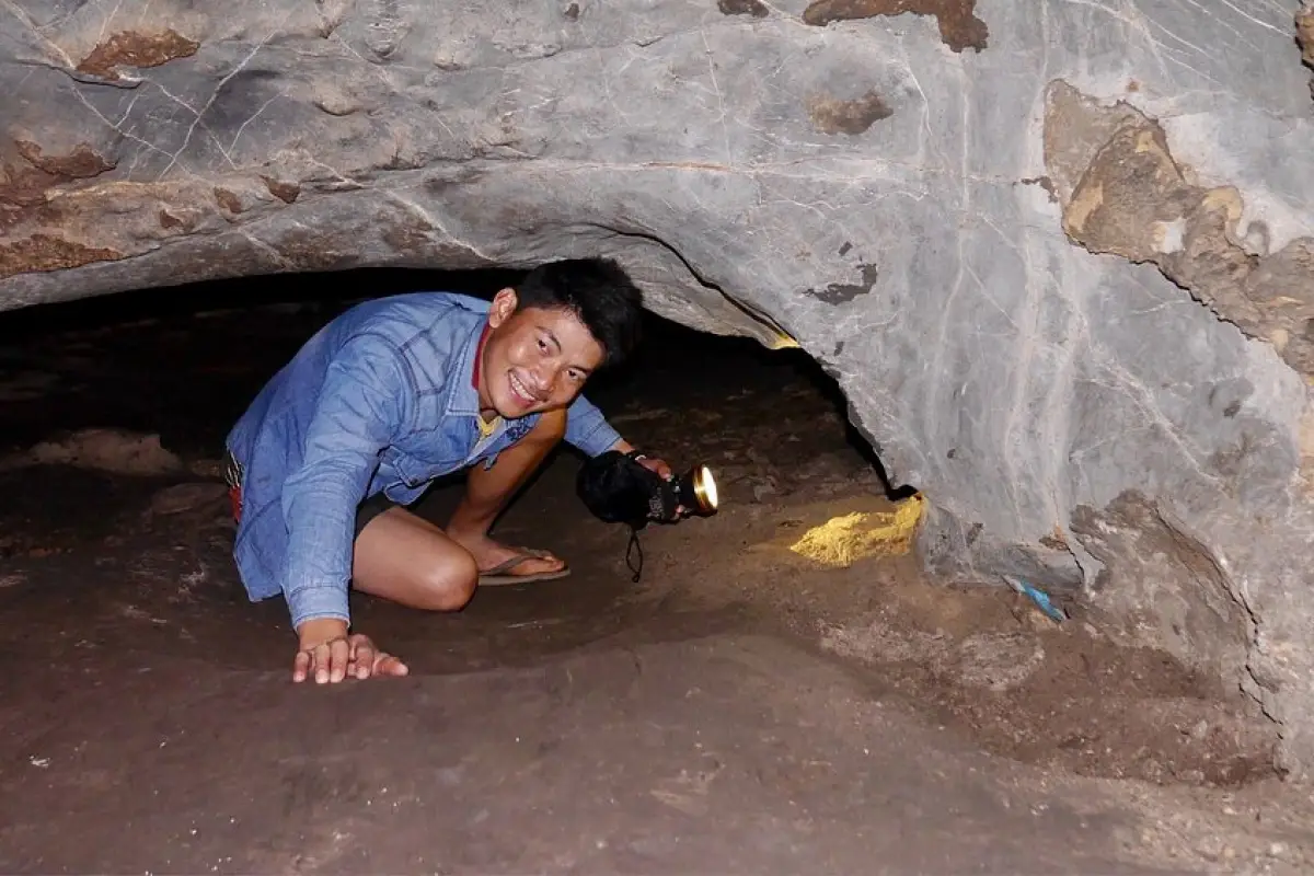 Pha Kuang Cave Adventure
