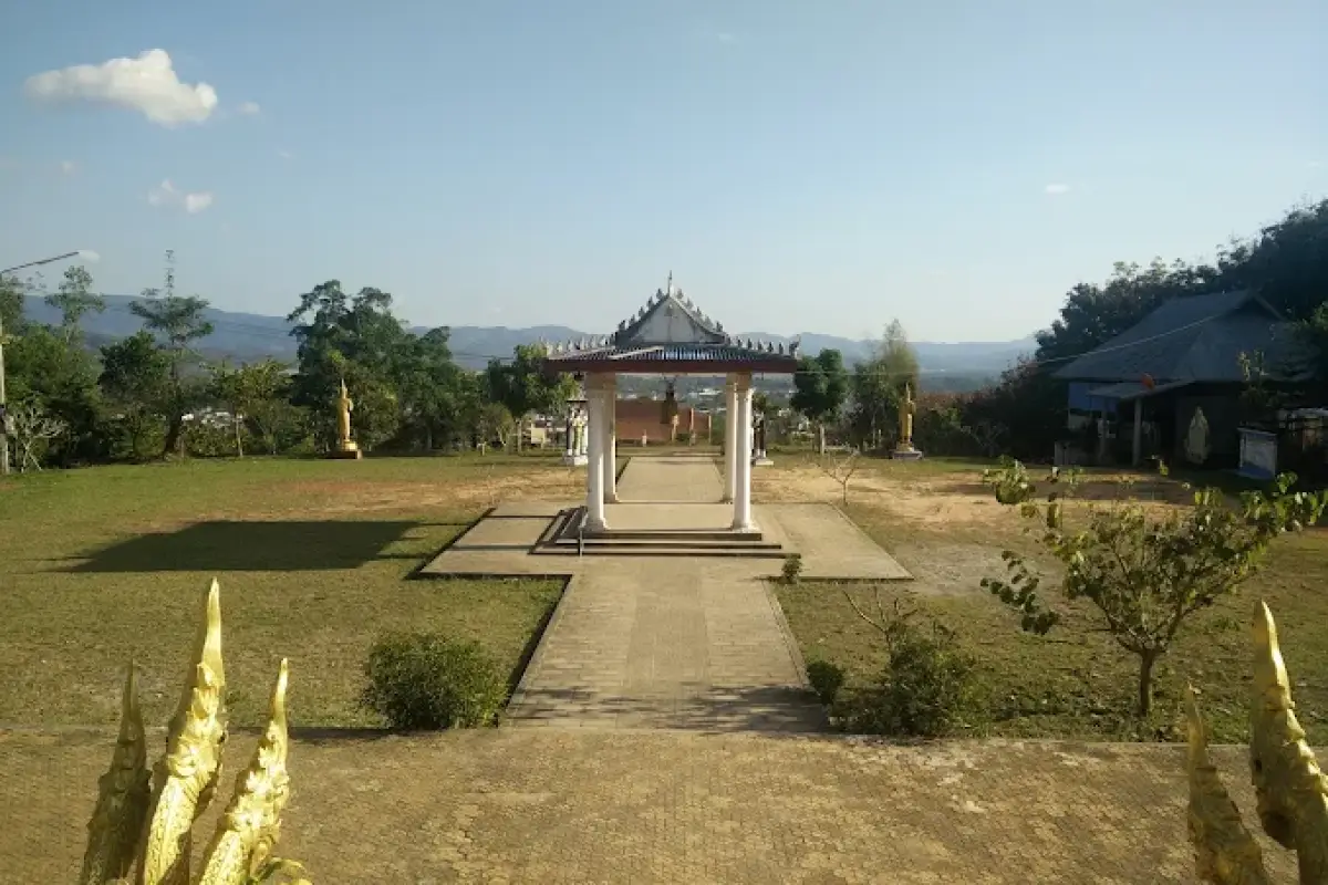 Luang Namtha Stupa
