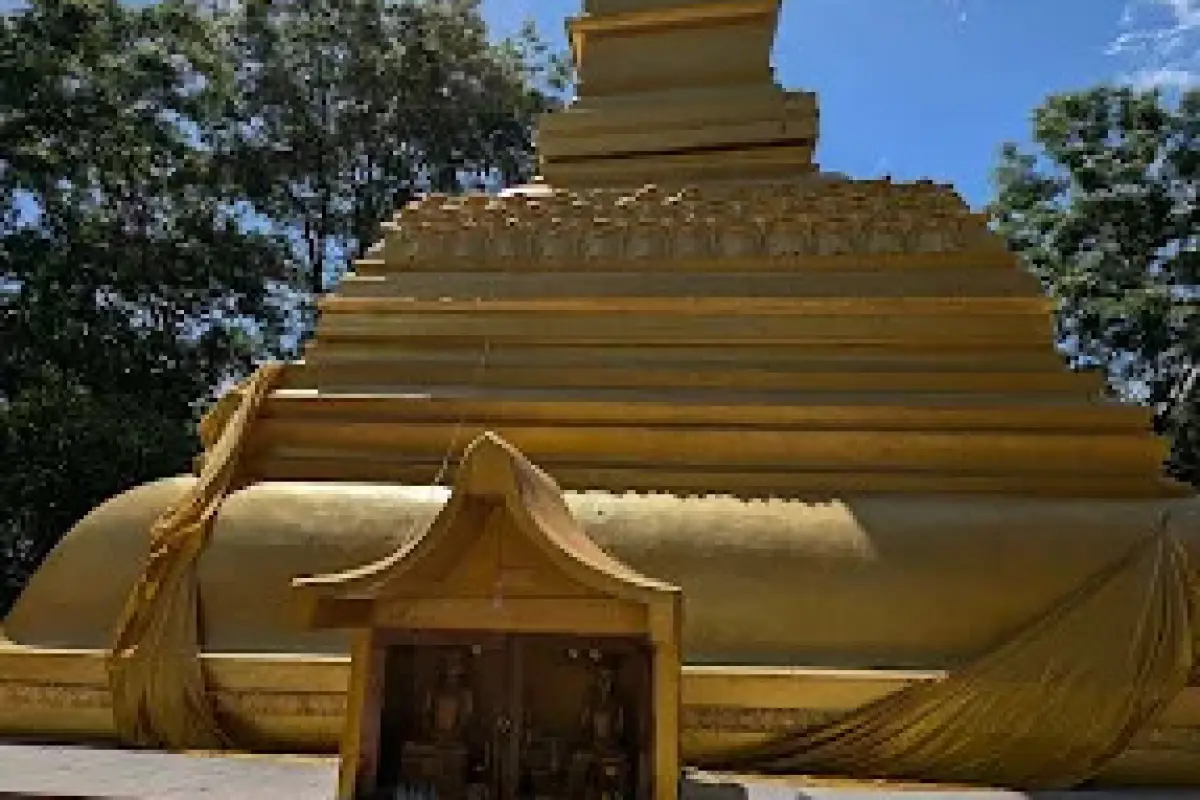 PoumPouk Stupa