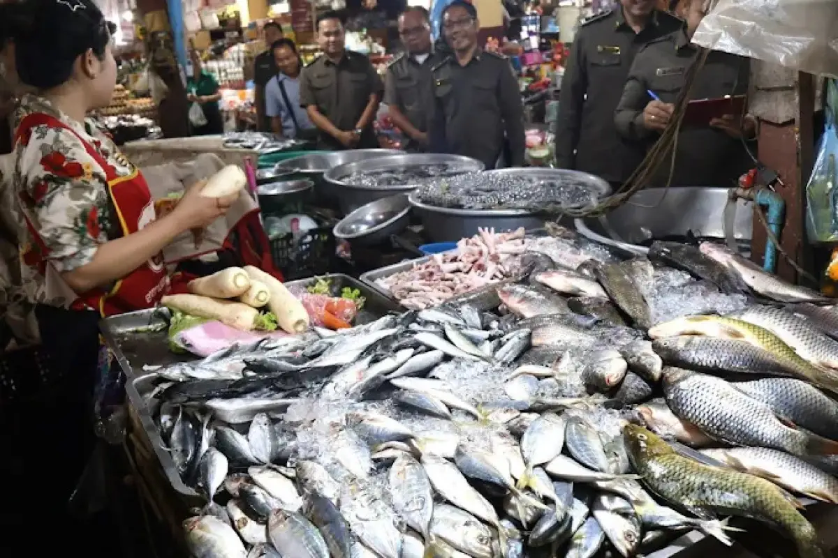 Salavan Market