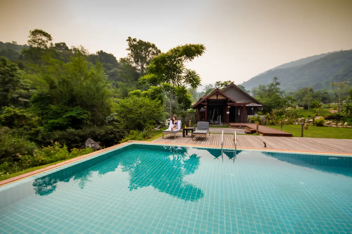 南卡约拉帕 (NAM KAT YOR LAPA)游泳池