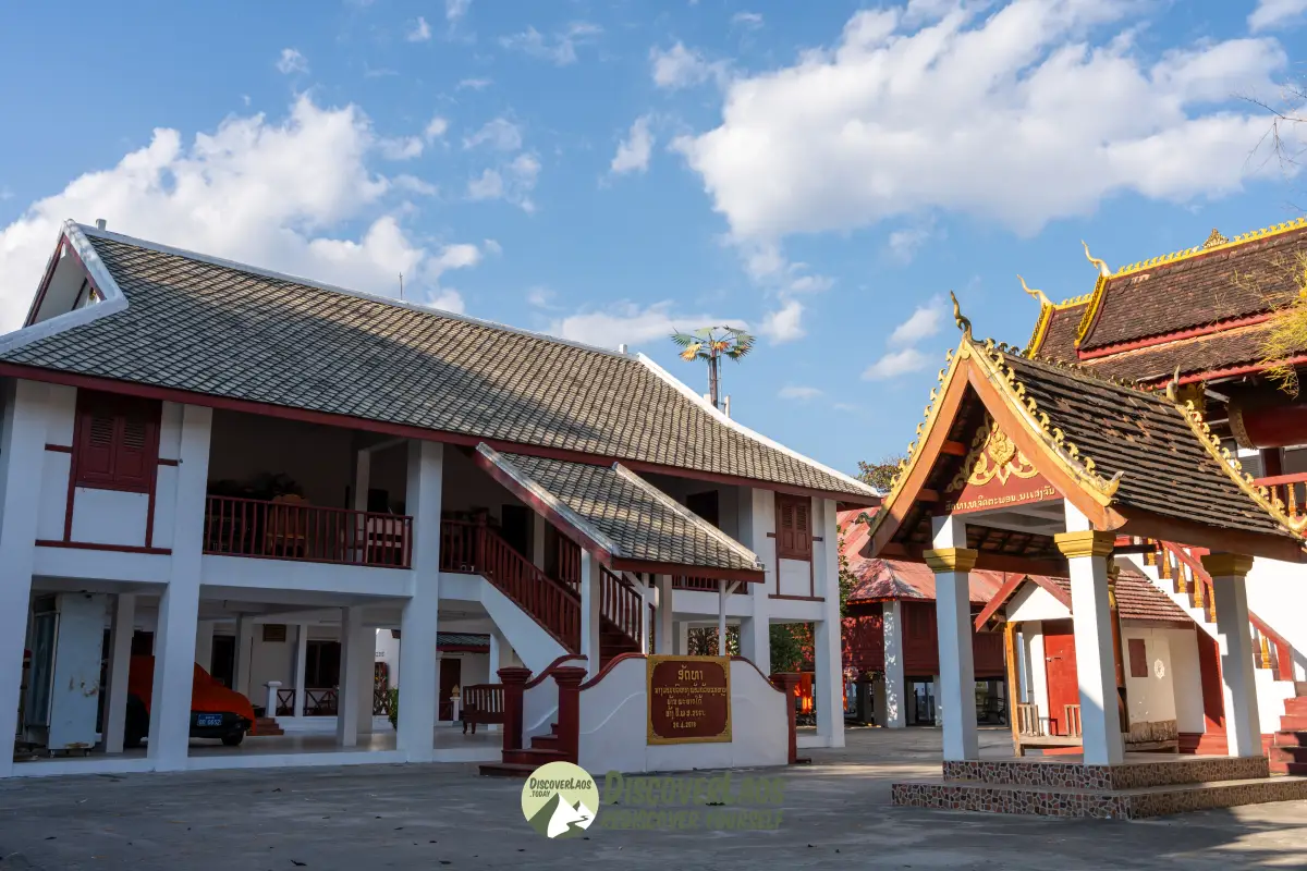 Wat Manorom