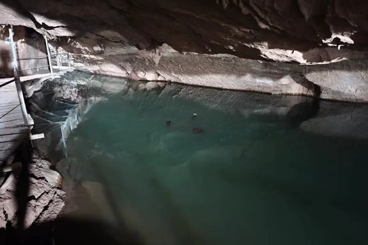 Dragon Cave (Tham Poung)