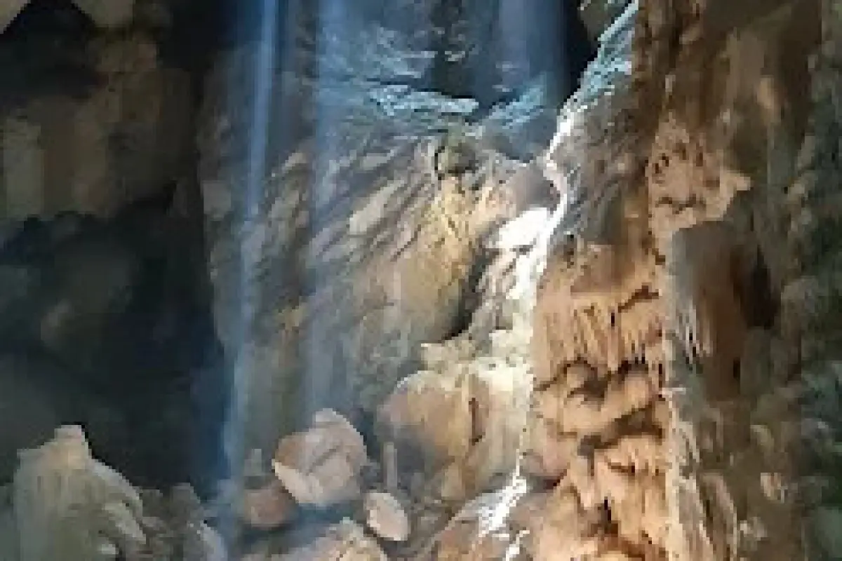 Dragon Cave (Tham Poung)