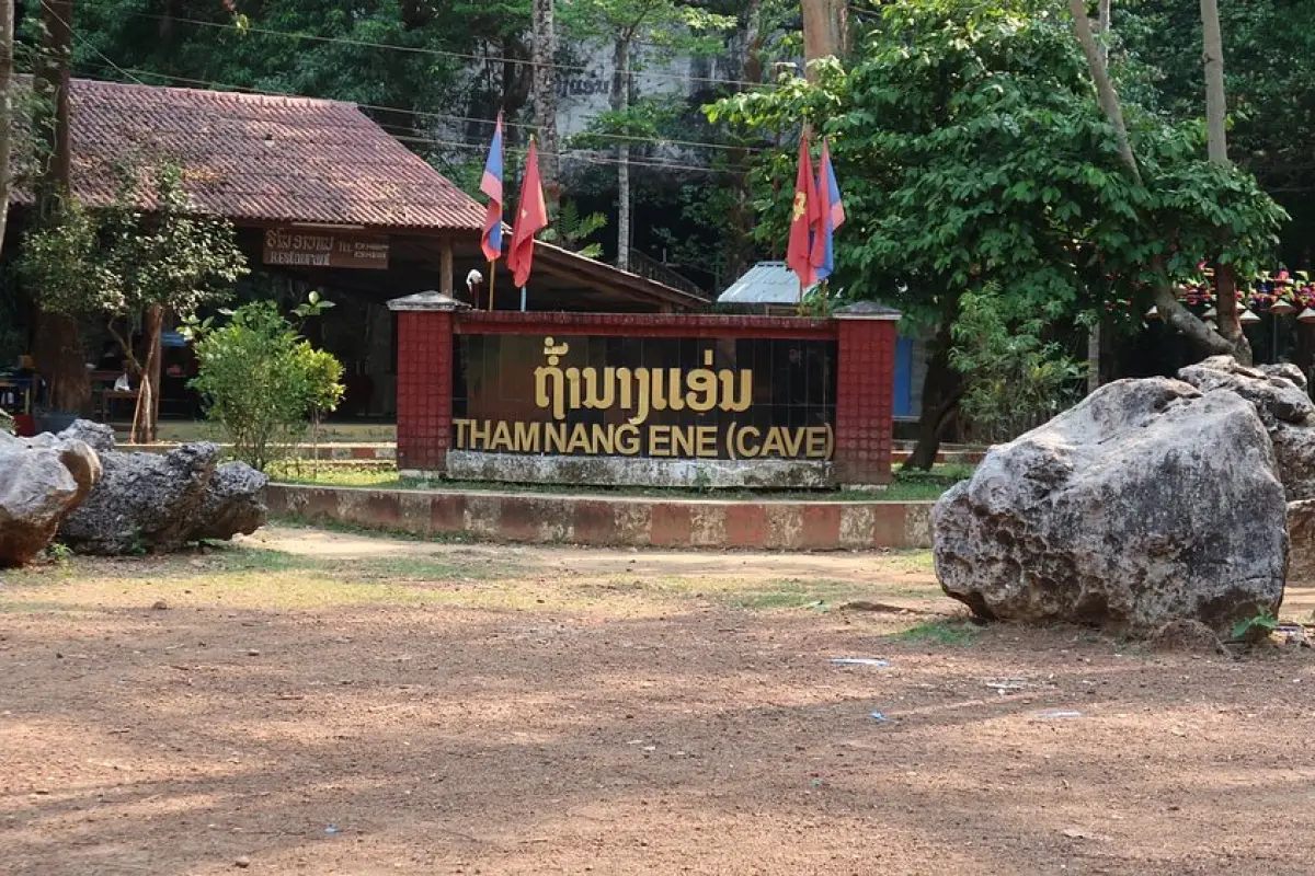 Tham Nang Ene Cave