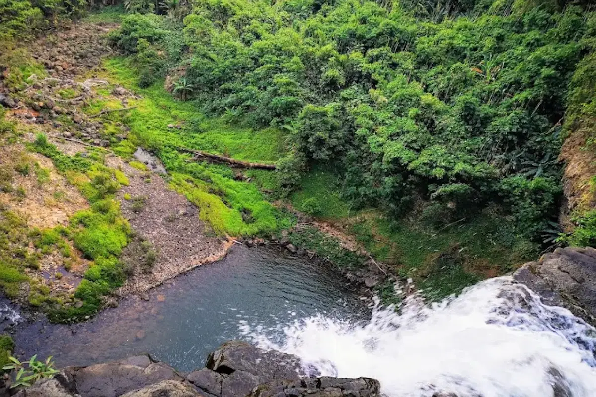 Tad Katamtok Waterfall