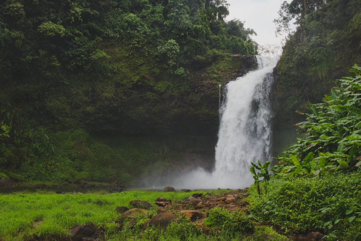 Tad E-Tu Waterfall Tad E-Tu Waterfall
