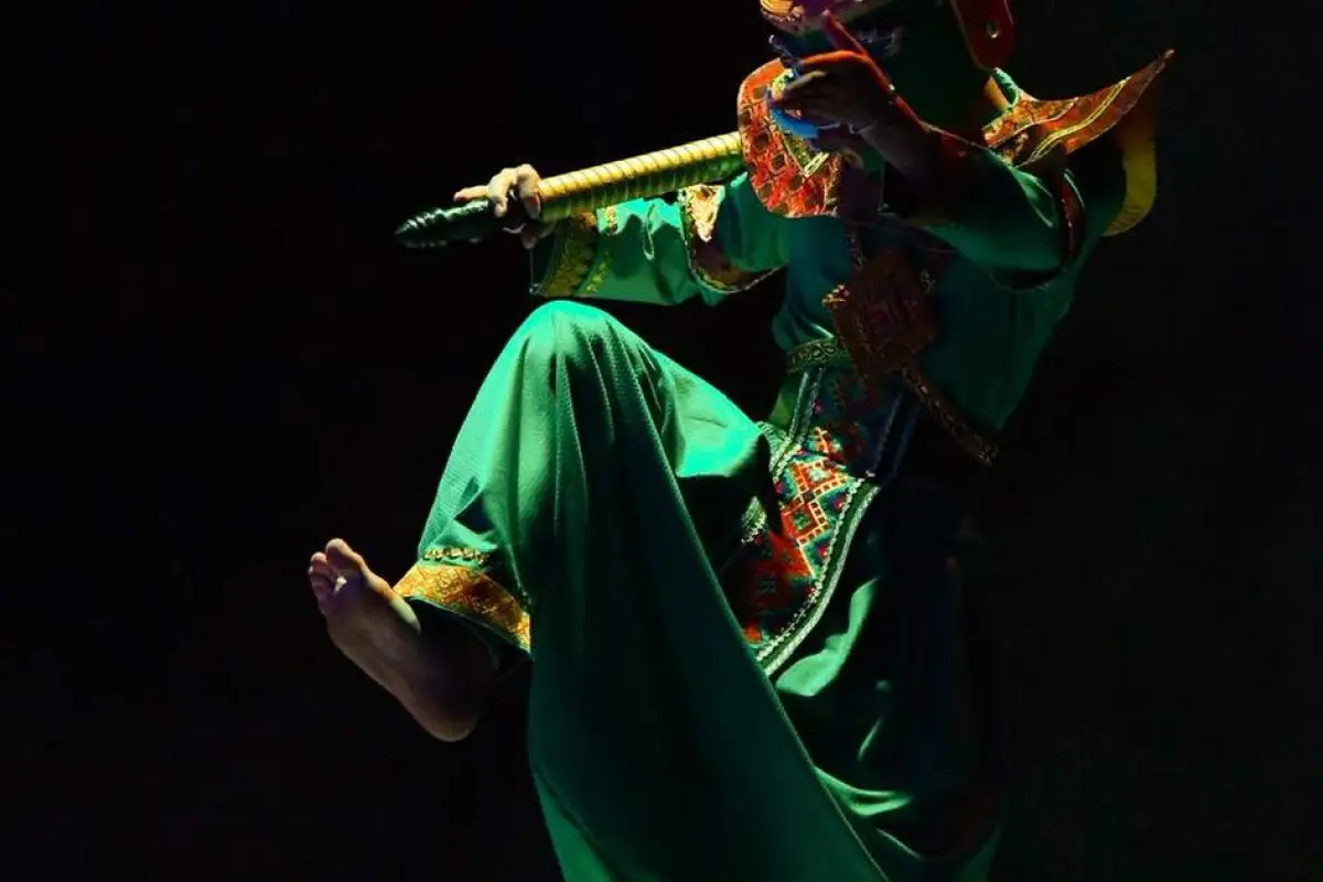 Luang Prabang Buddha's Light Stage Show