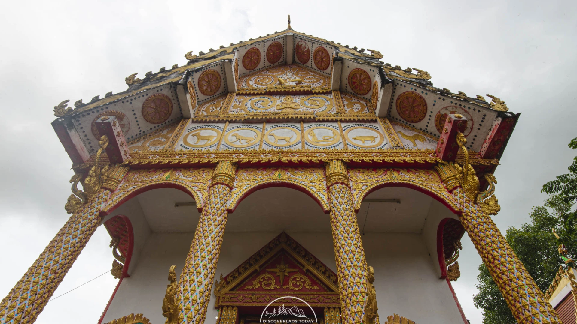 Vat That Xaiyasetha (Xaysettha Stupa)