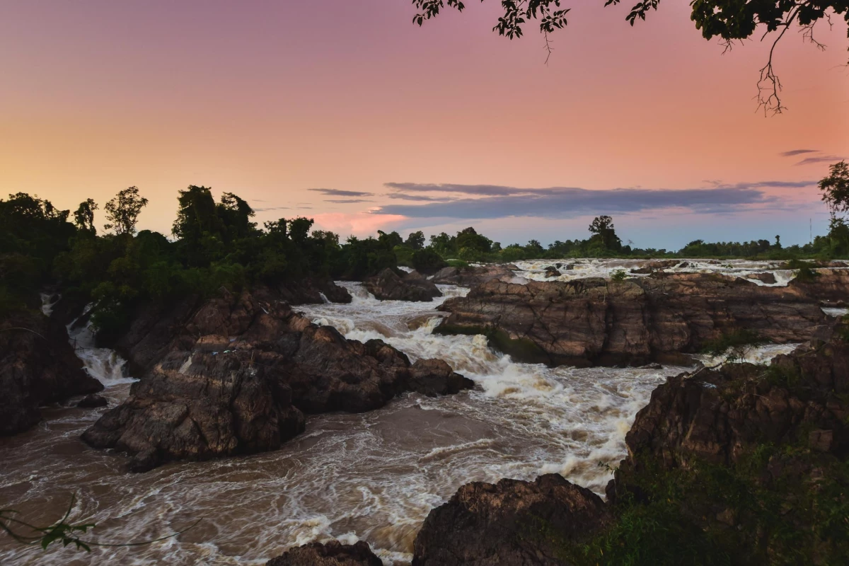 Don Det and Don Khone at Sunsets time. Don Det and Don Khone at Sunsets time.