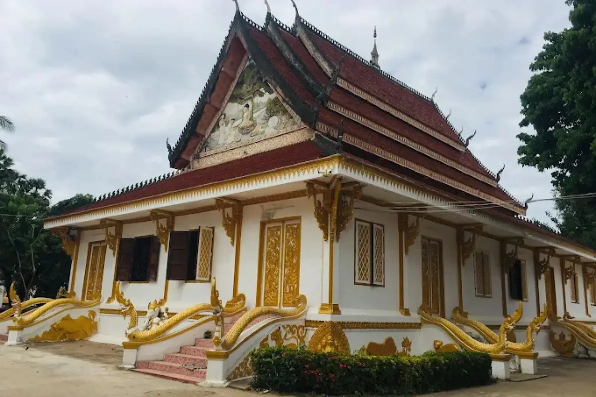 Wat Saynhaphum Temple (Wat Sainyaphum)