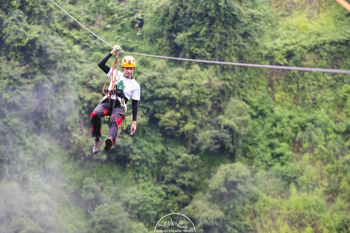 Zip-line experience at Fly @ Tad Fane Zip-line experience at Fly @ Tad Fane