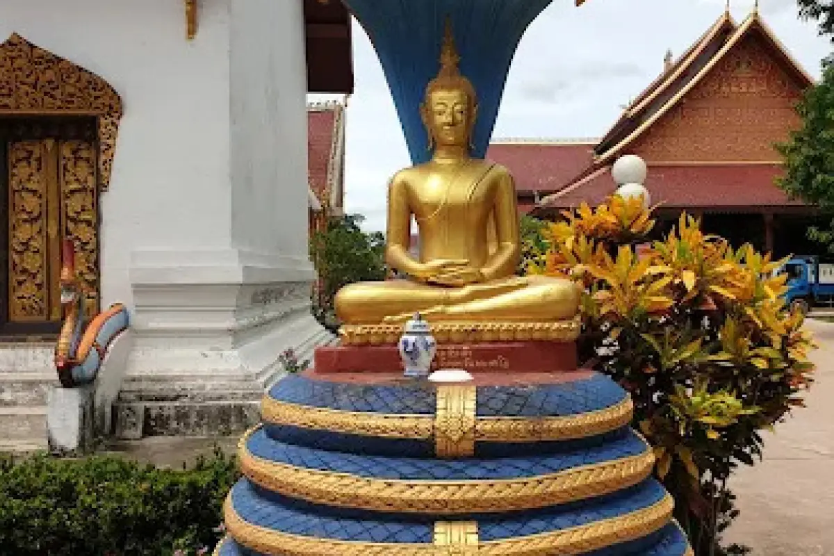 Wat Sisavangvong Temple