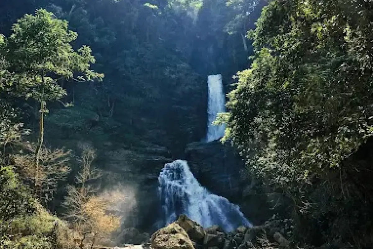 Nam Neua Waterfall