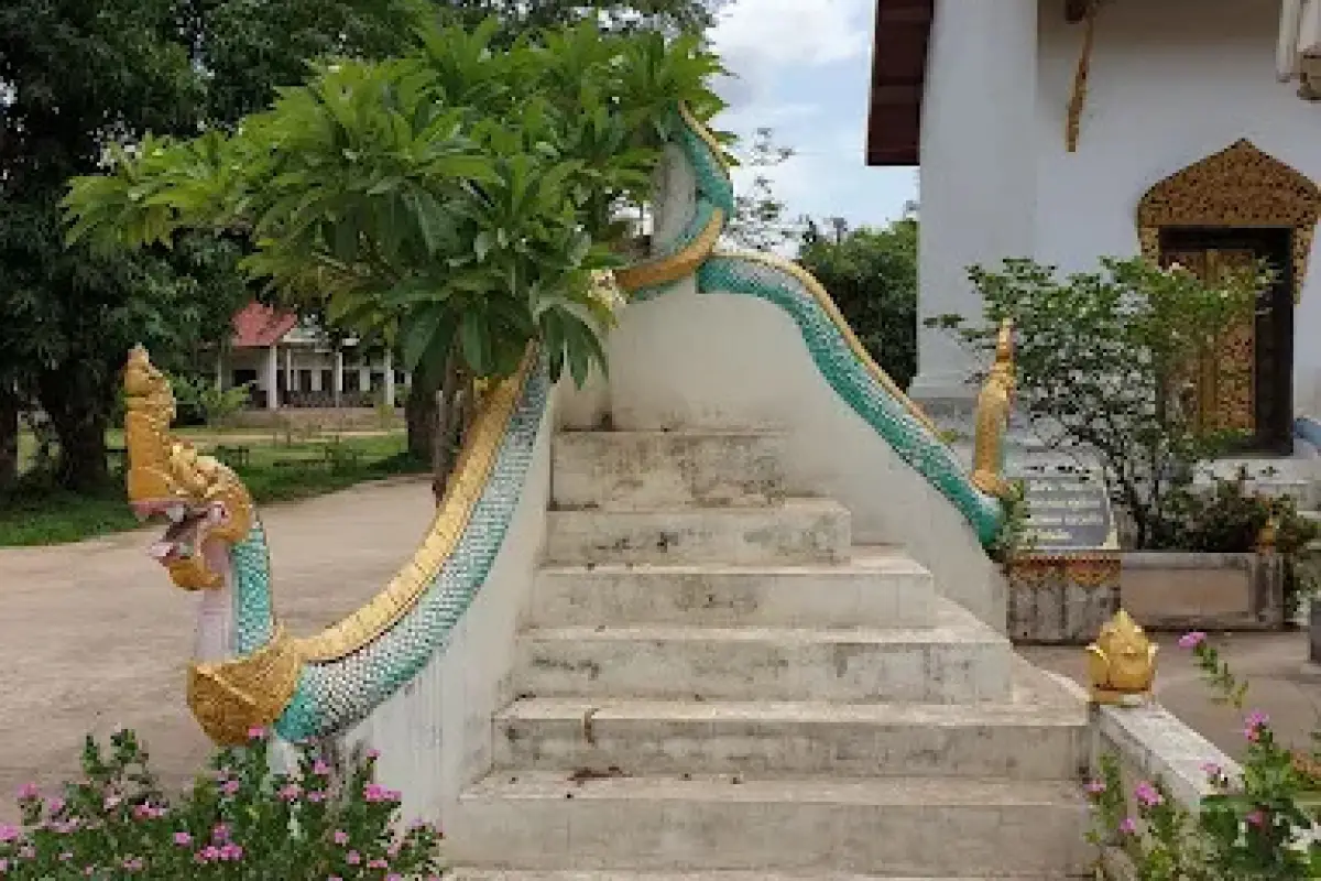 Wat Sisavangvong Temple