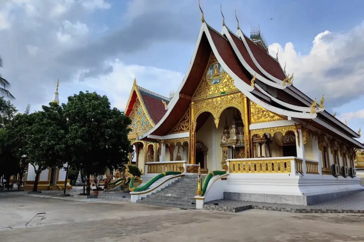 Wat Yai Xayaphoum Temple