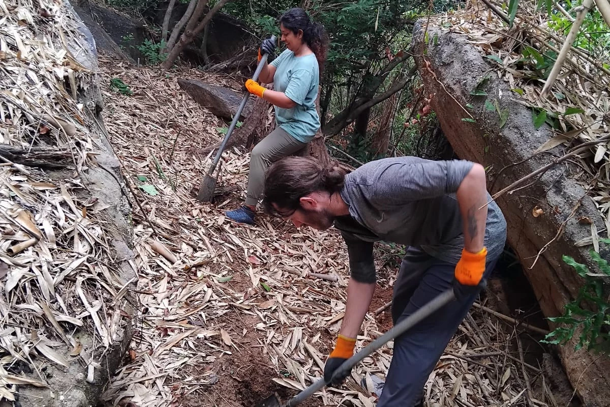 Lao Conservation Trust for Wildlife (LCTW) Lao Conservation Trust for Wildlife (LCTW)