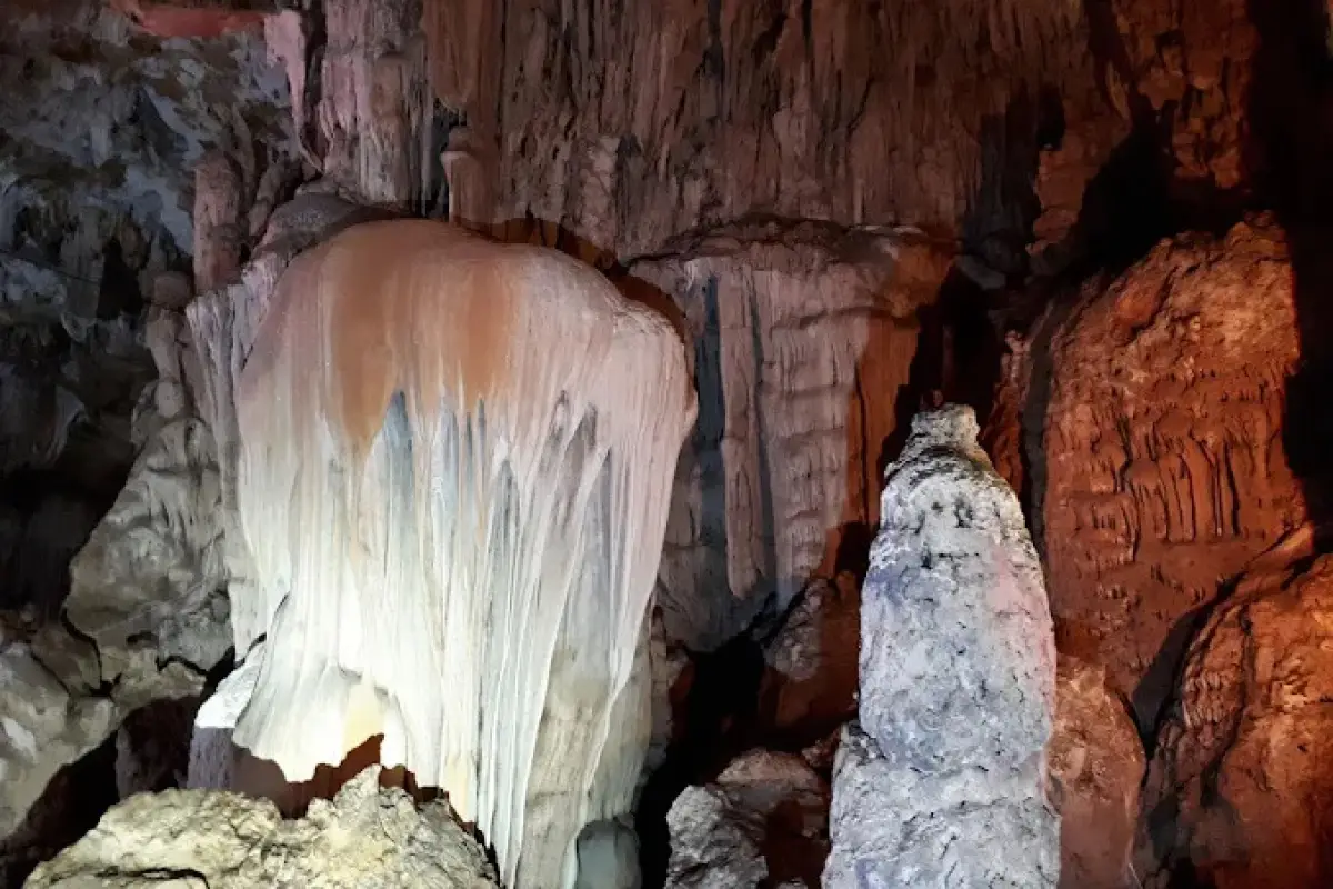 Dragon Cave (Tham Poung)