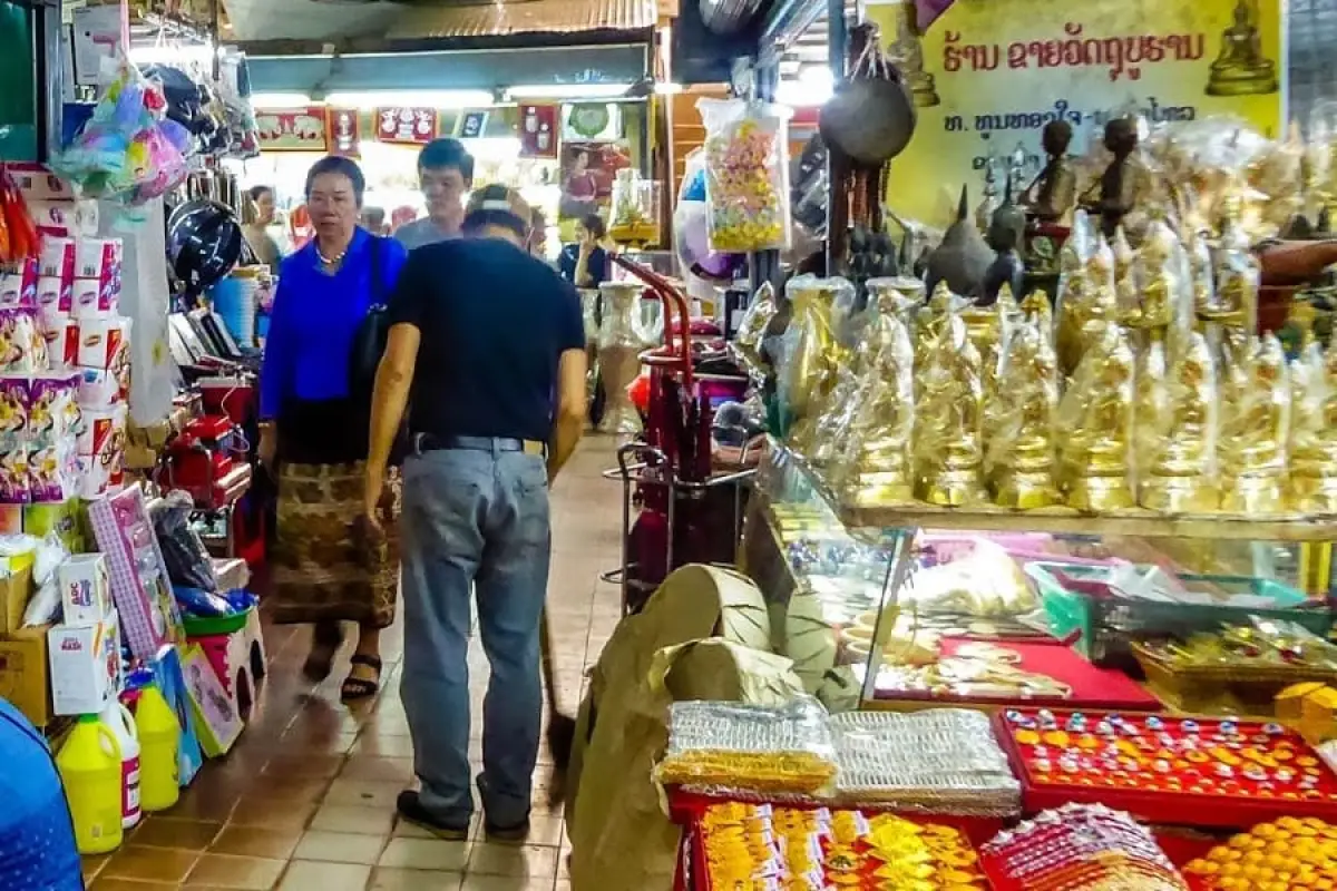 Ta Lat Sao (Morning Market)