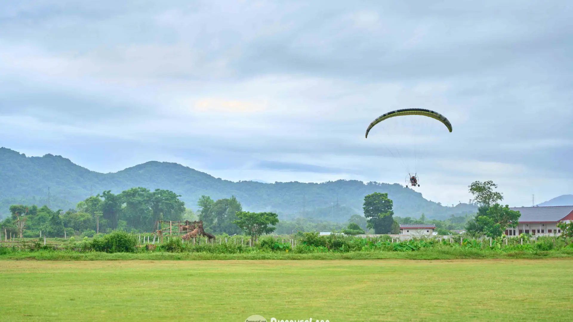 Paramotor Ride in Vang Vieng