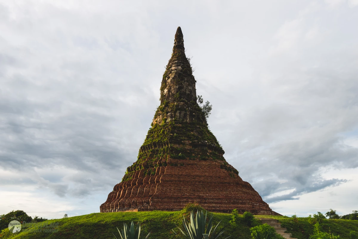 That Foun Stupa