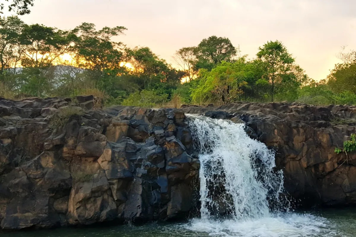 น้ำตกตาดหัวคน