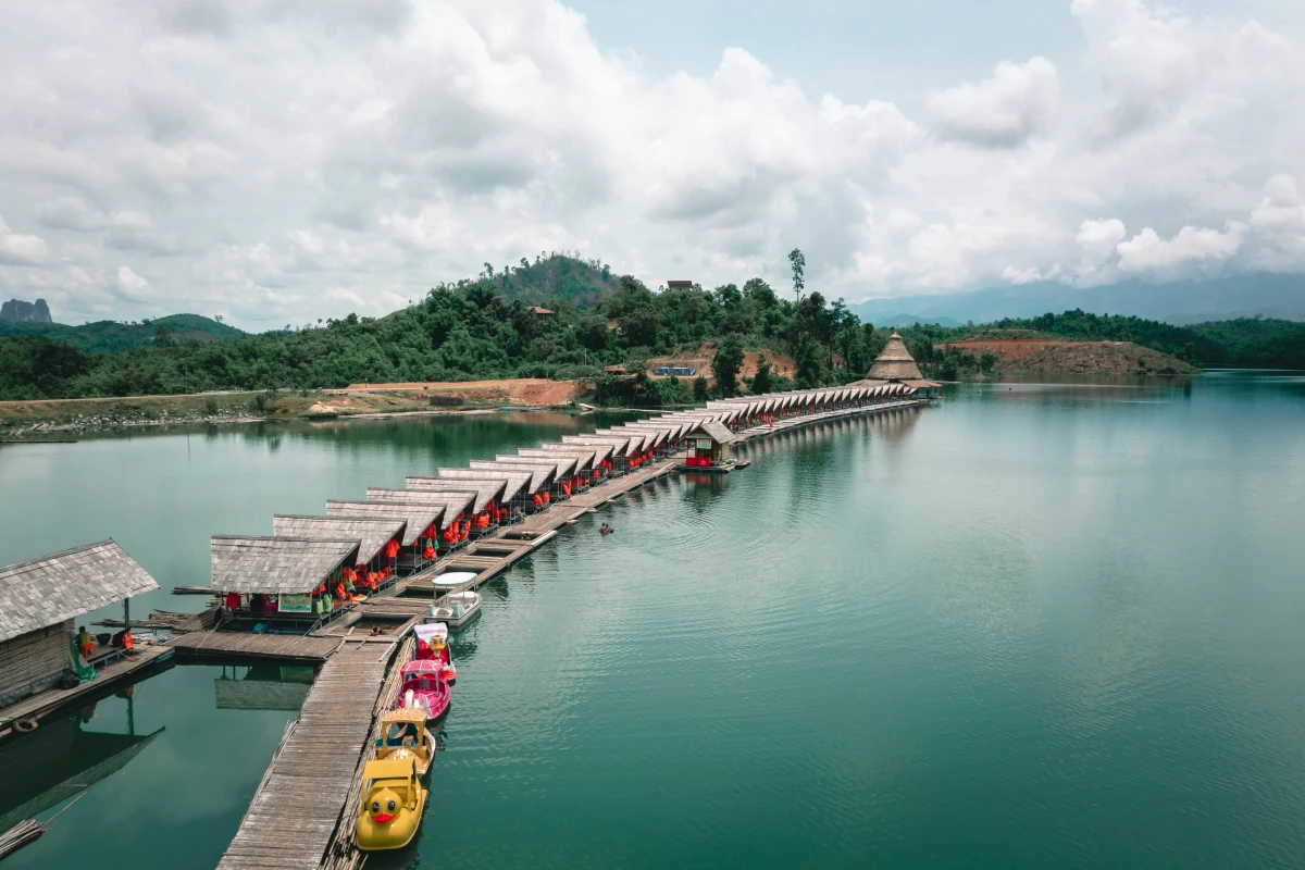 อ่างน้ำตง