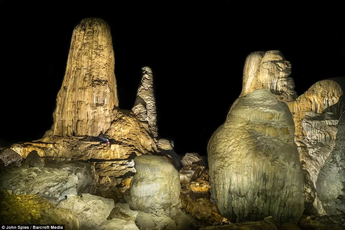 Photo by : John Spies