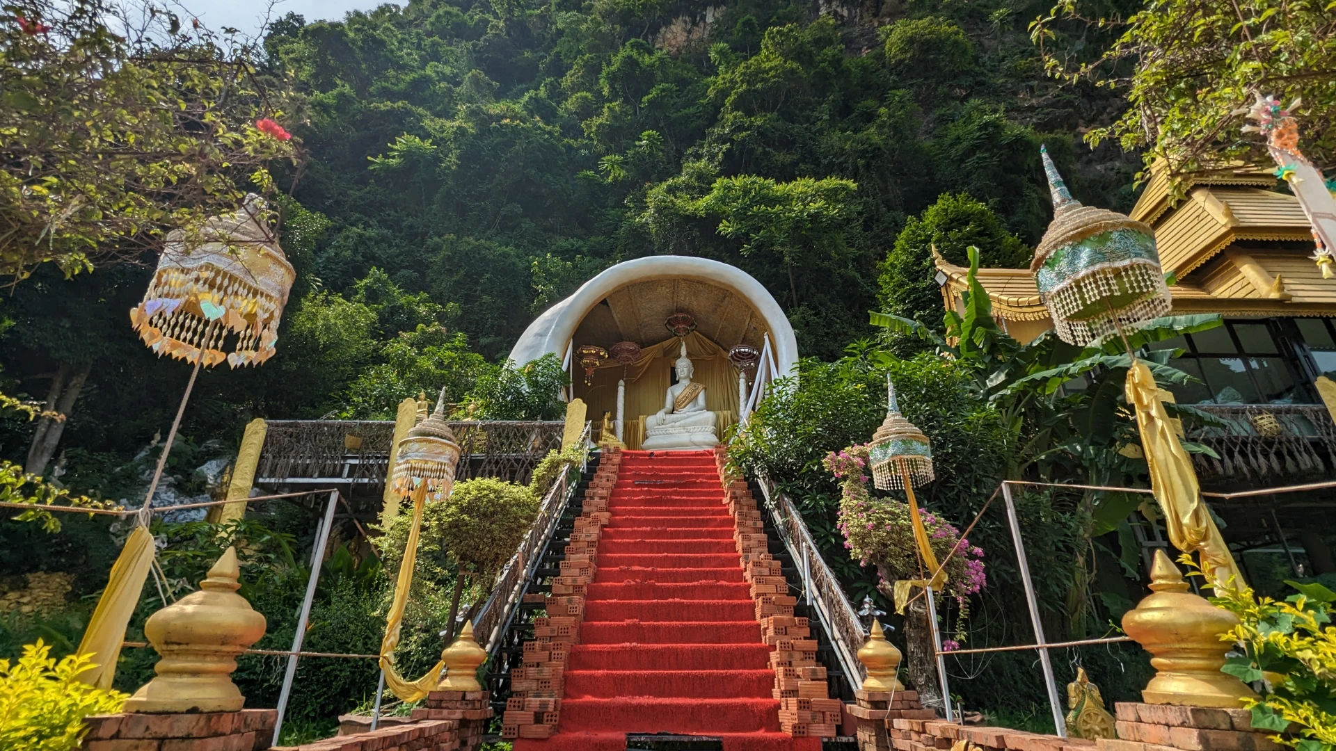 Sinxayaram Temple