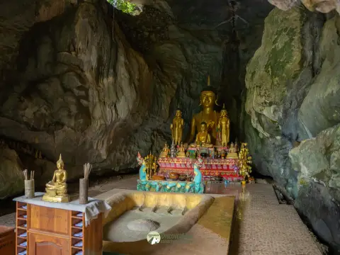 ບ້ານຖ້ຳຊ້າງ