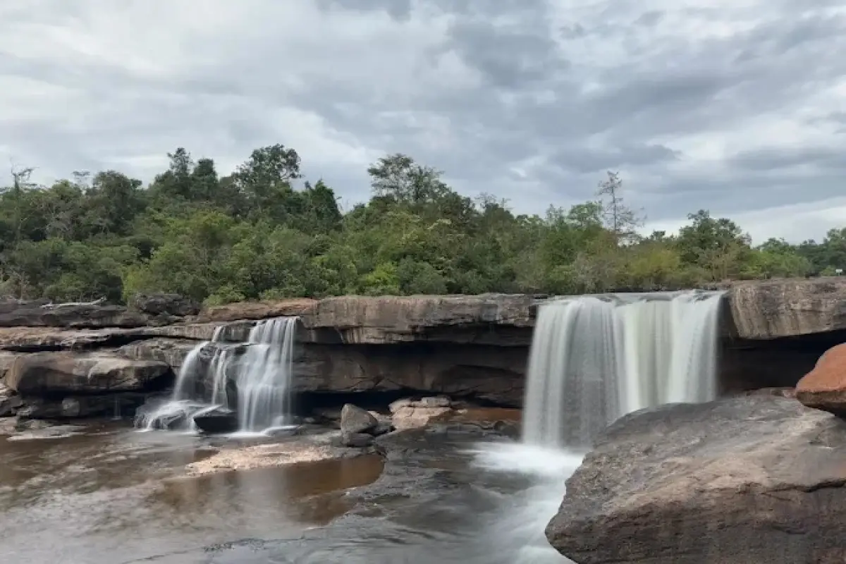 Tad Leuk Waterfall (June-November only!)
