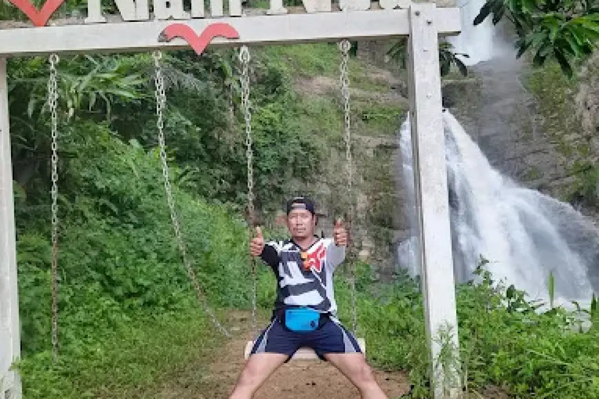 Nam Neua Waterfall