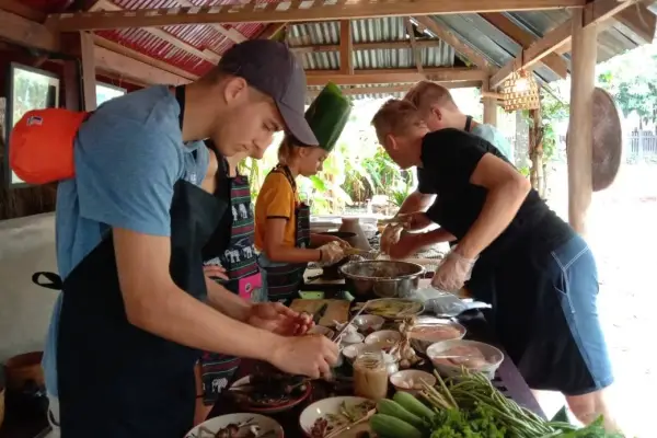 琅勃拉邦半日“生活之道体验”