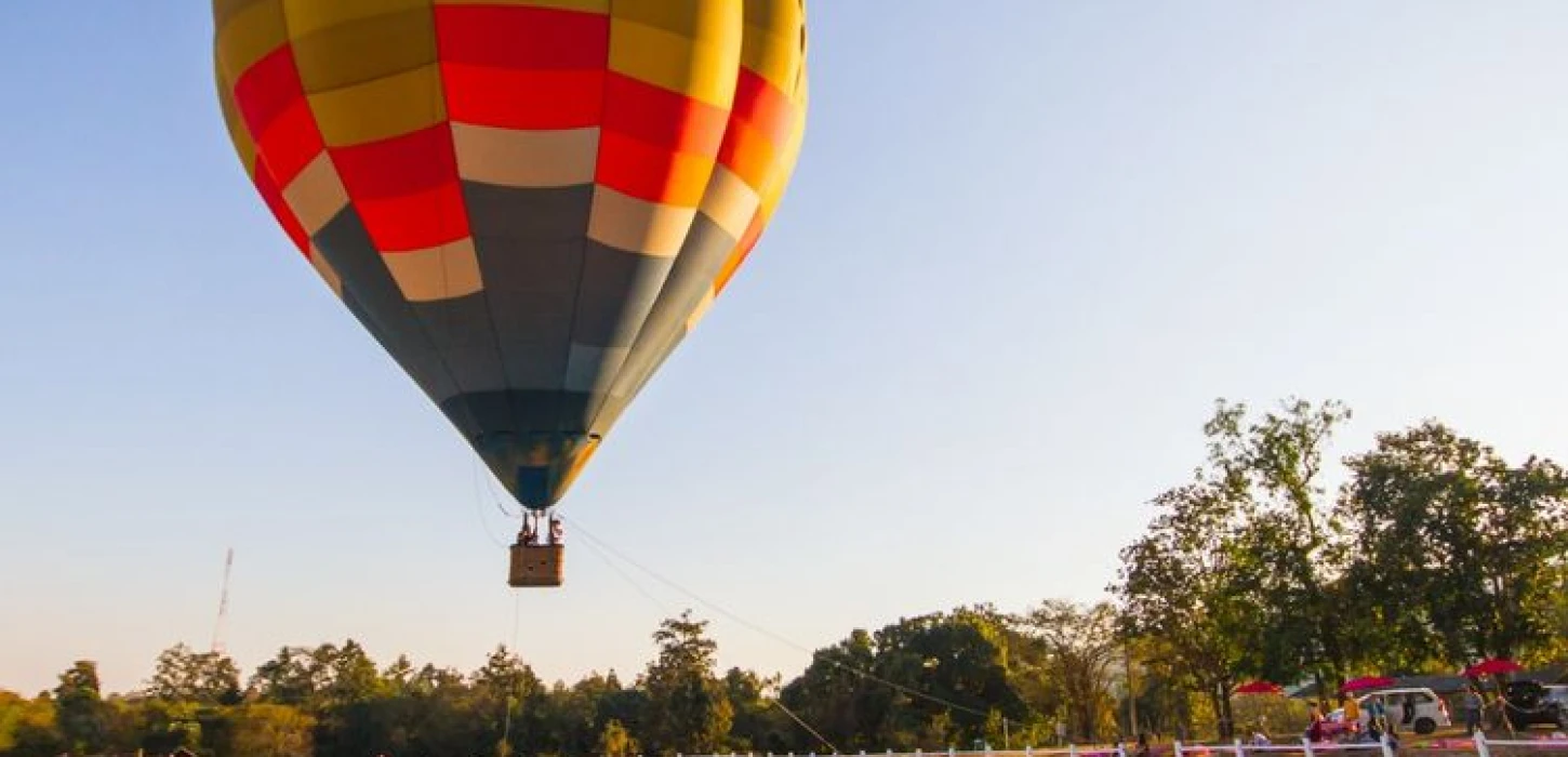 Sunrise Tethered Hot Air Balloon Rides in Vang Vieng