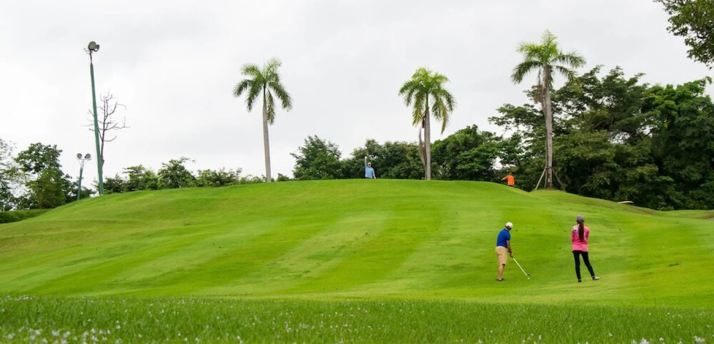 Phubachiang Golf and Resort in Pakse