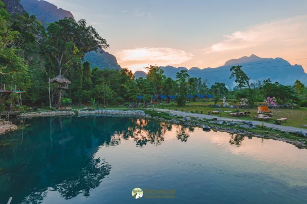 ທົວວັງວຽງ 1ມື້ດ້ວຍຂີ່ສະລິງ