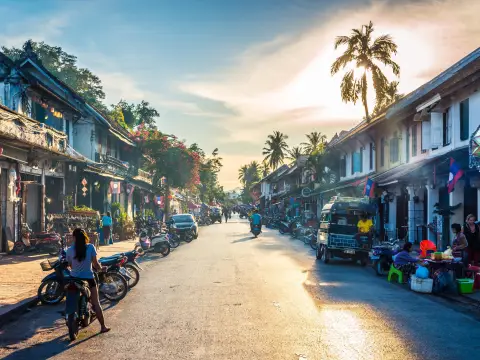 บริการรถเช่าส่วนตัวในหลวงพระบาง