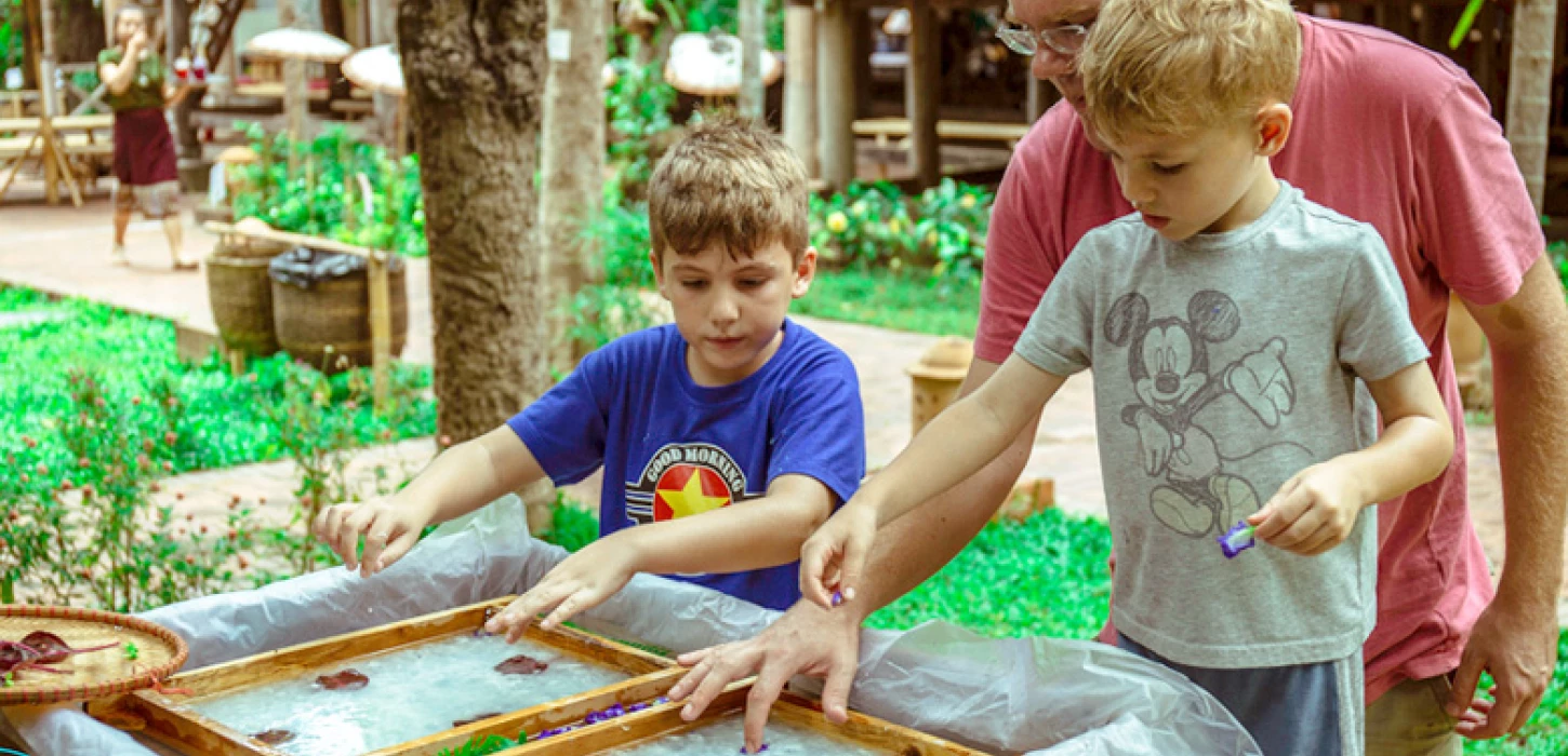 Hands-On Mulberry Paper Making Experience